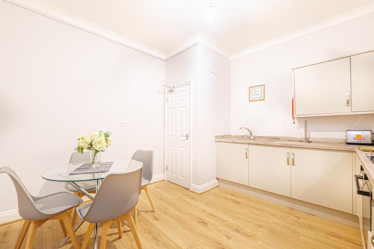 Luxury Apartments In Margate Centre Esterno foto
