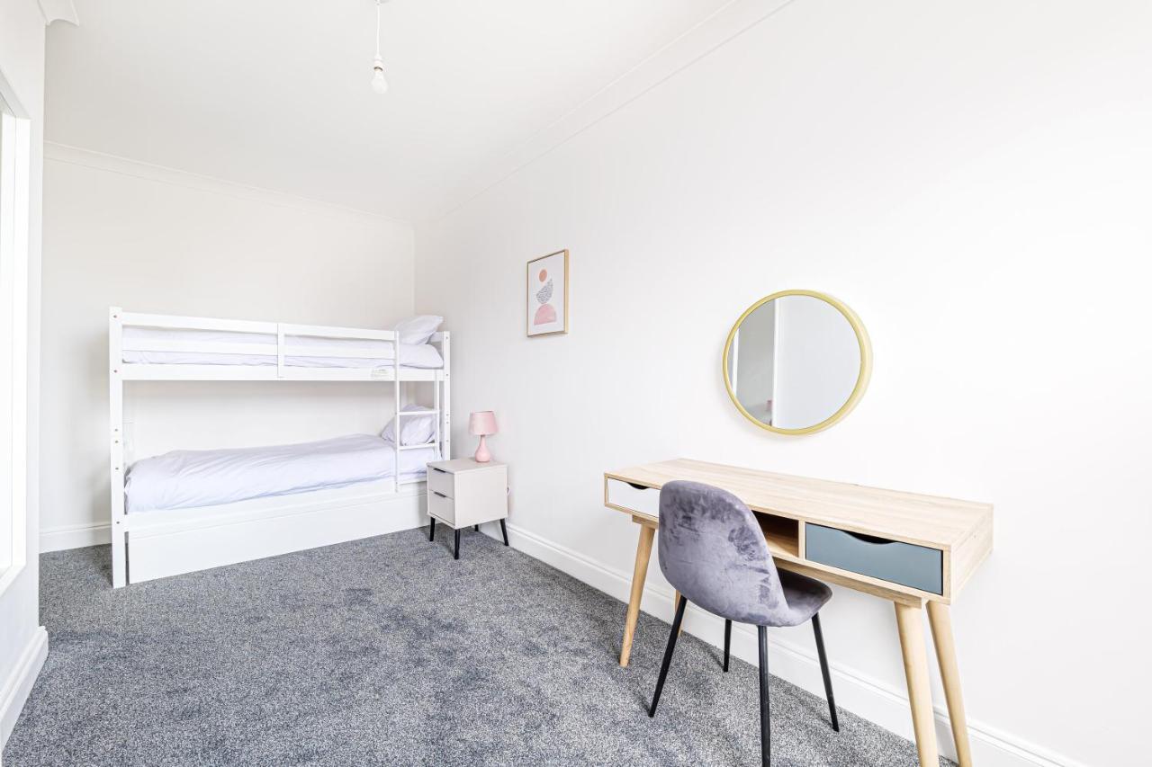 Luxury Apartments In Margate Centre Esterno foto